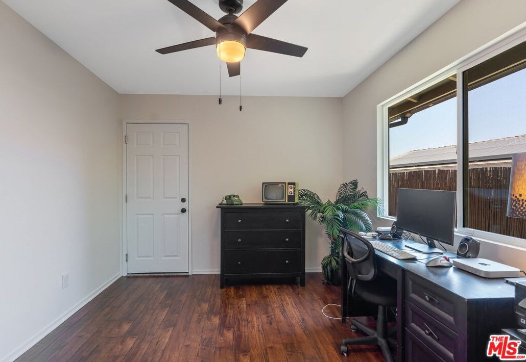 17260 Lahey St, San Fernando CA  91344-4141 exterior