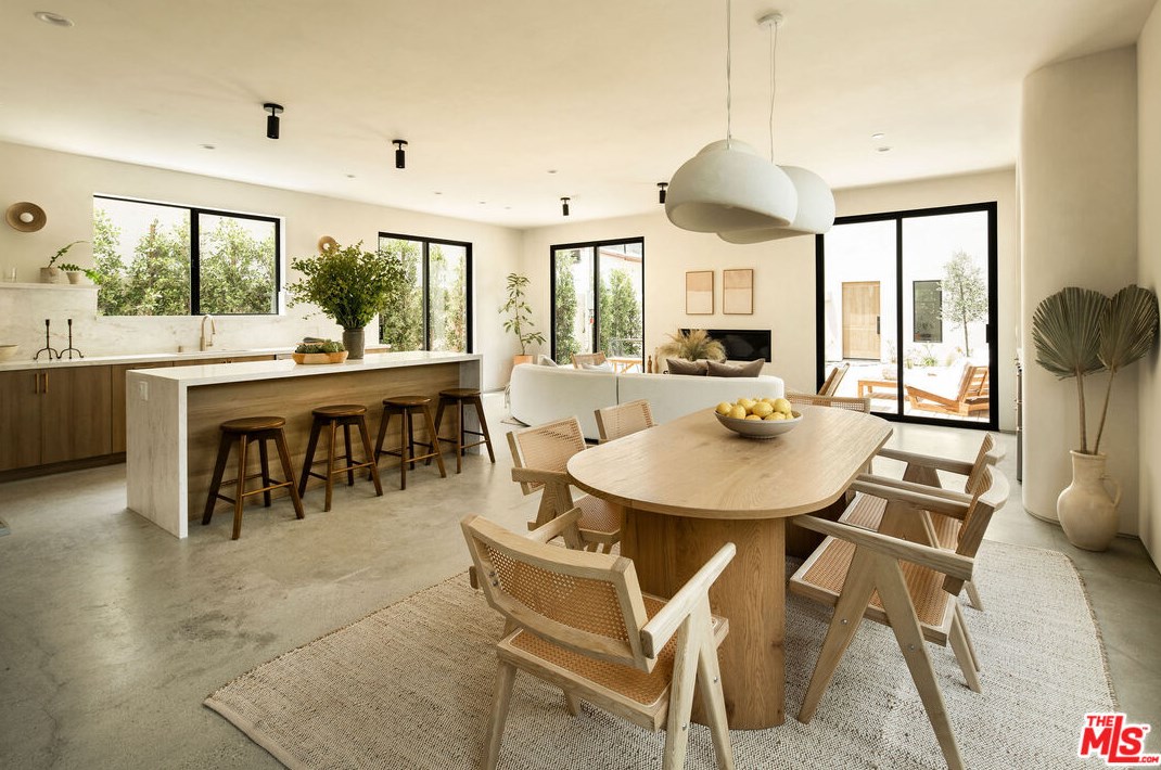 2307 Gatewood St, Los Angeles CA  90031-1104 exterior