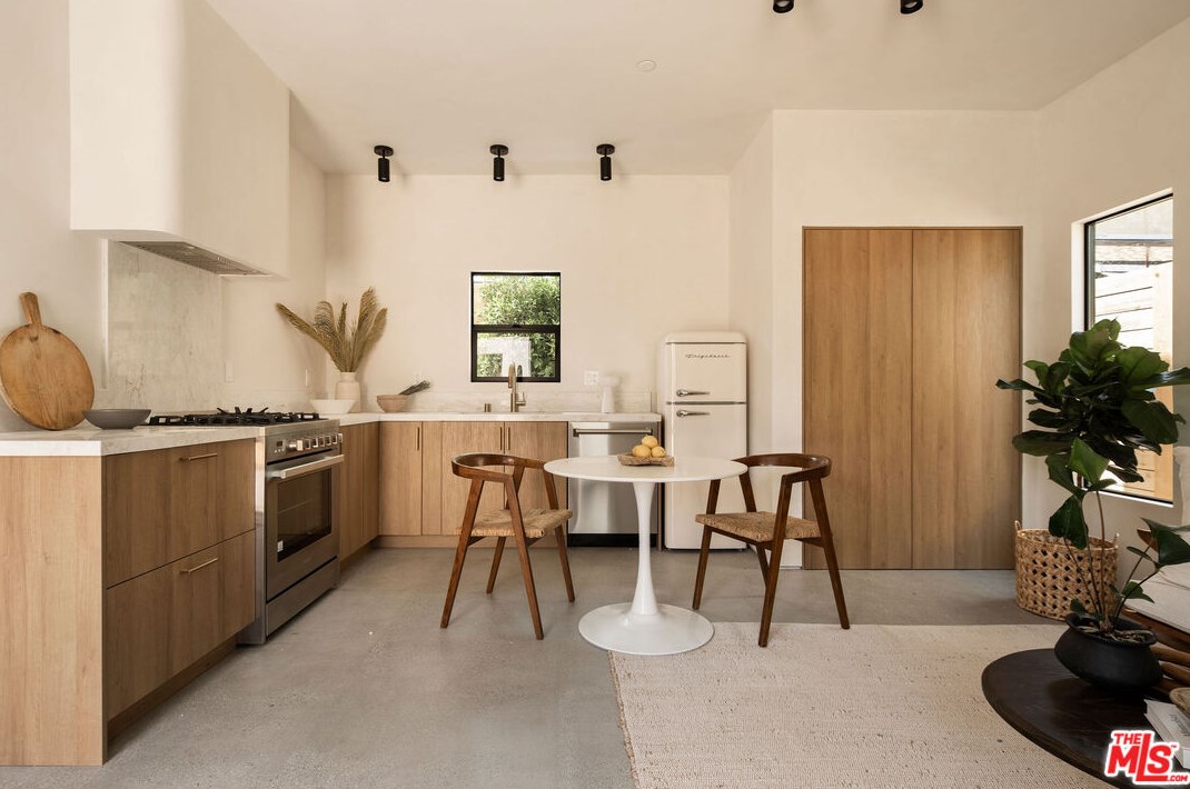 2307 Gatewood St, Los Angeles CA  90031-1104 exterior