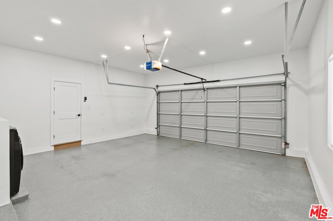 11416 Mccune Ave, Los Angeles CA  90066-3637 exterior