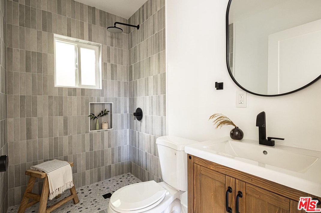 4924 San Rafael Ave, Los Angeles CA  90042-3133 exterior