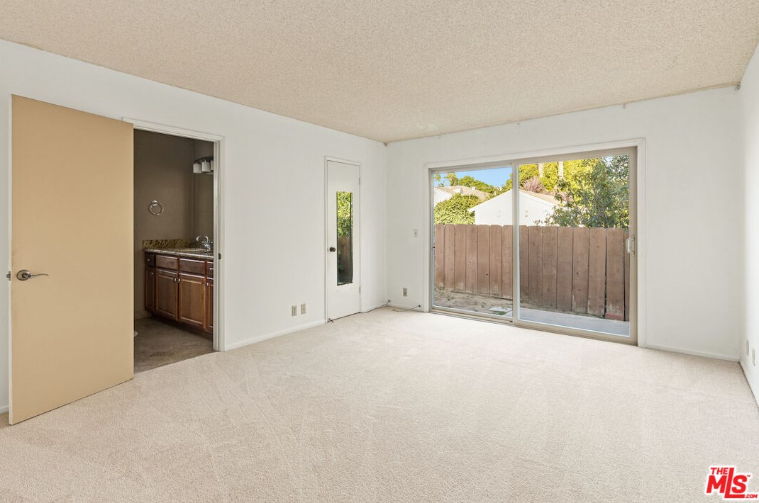 2710 Granville Ave, Los Angeles CA  90064-3604 exterior