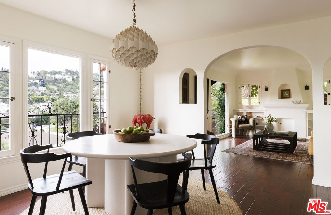 3318 Isabel Dr, Los Angeles CA  90065-2610 exterior