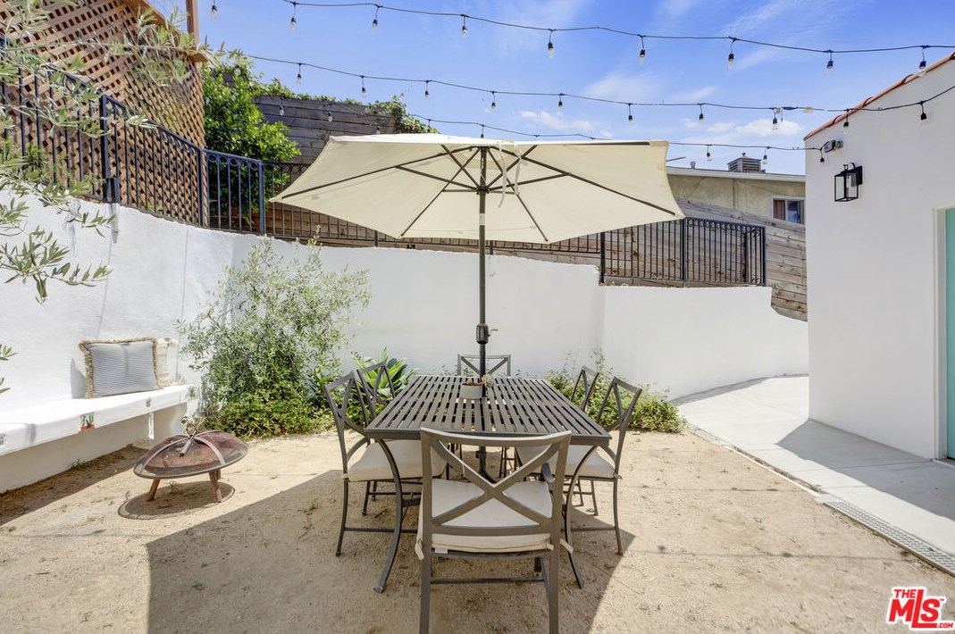 1336 Helen Dr, Los Angeles CA  90063-3222 exterior
