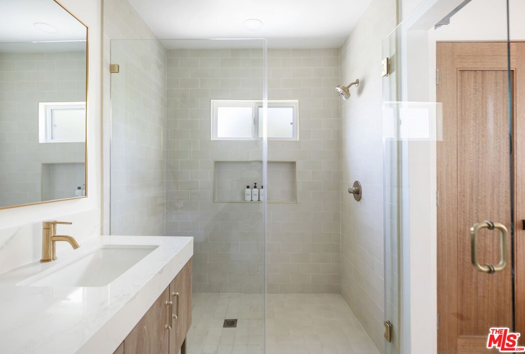 1336 Helen Dr, Los Angeles CA  90063-3222 exterior