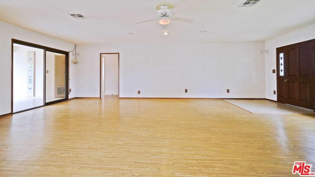 5225 Emporia Ave, Los Angeles CA  90230-6016 exterior