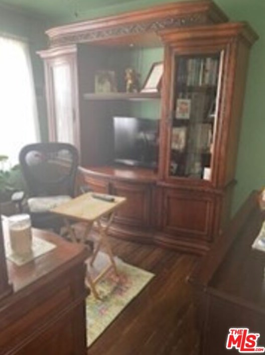 5743 Harcourt Ave, Los Angeles CA 90016-1508 exterior