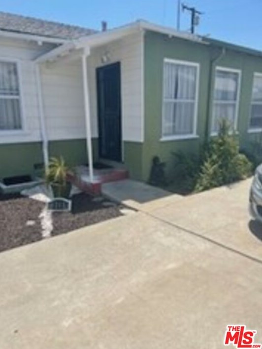 5743 Harcourt Ave, Los Angeles CA 90016-1508 exterior