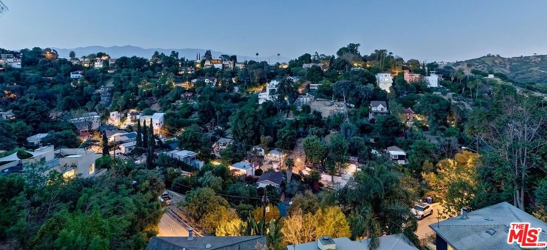 4758 Glenalbyn Dr, Los Angeles CA  90065-5002 exterior