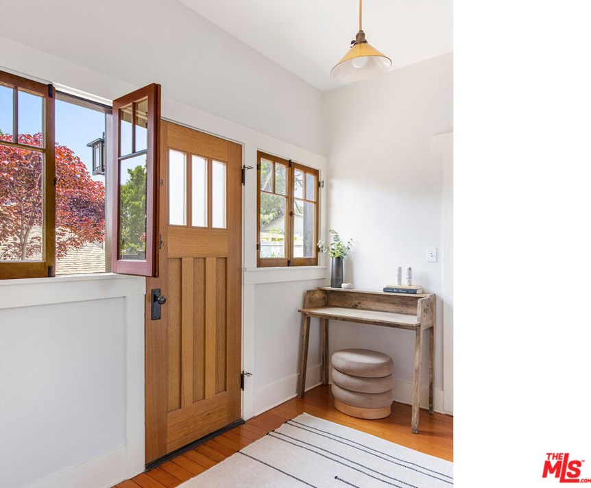 917 El Molino Ave, Pasadena CA  91104-3645 exterior