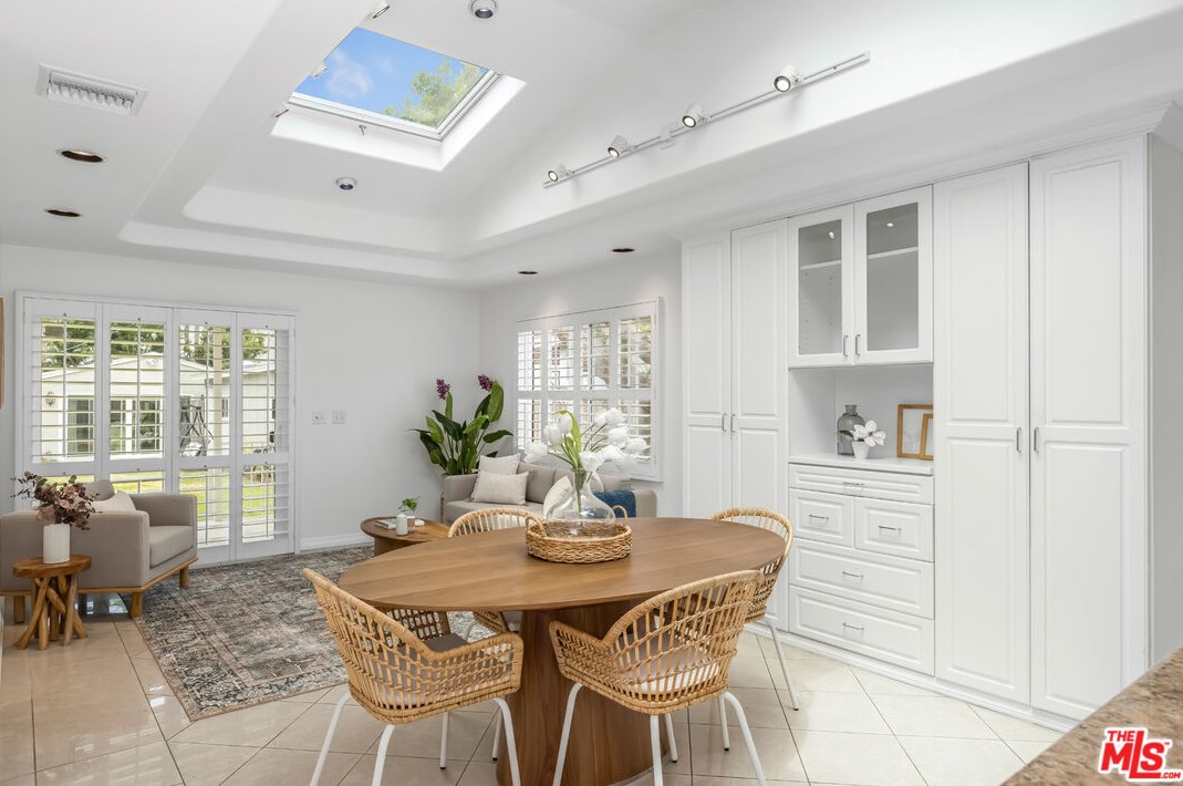 4071 Tivoli Ave, Los Angeles CA  90066-5103 exterior