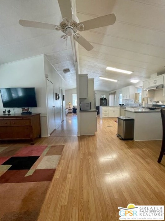 176 Zacharia Dr, Cathedral City CA  92234-6648 exterior