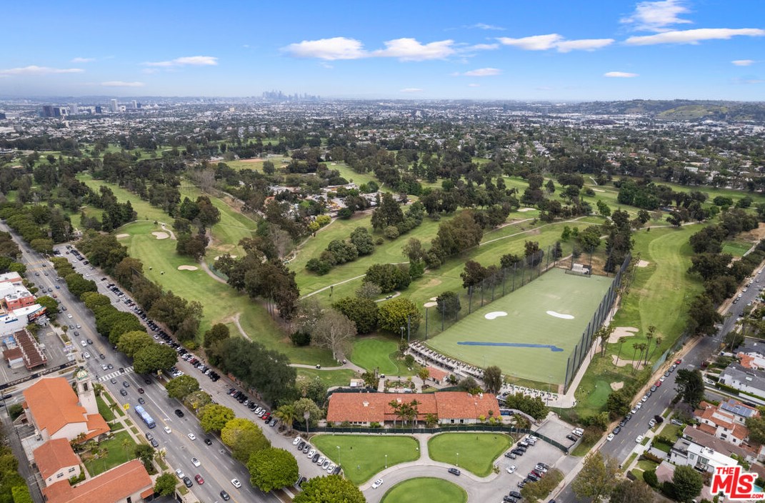 2332 Fox Hills Dr, Los Angeles CA  90064-2654 exterior