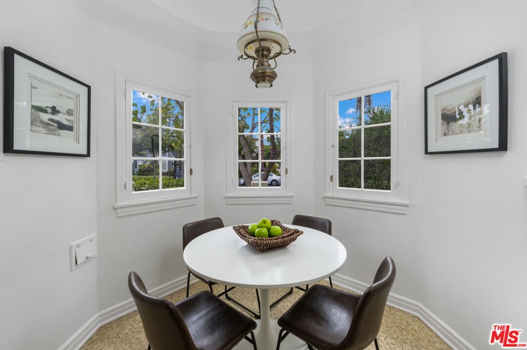 2315 Manning Ave, Los Angeles CA  90064-2207 exterior