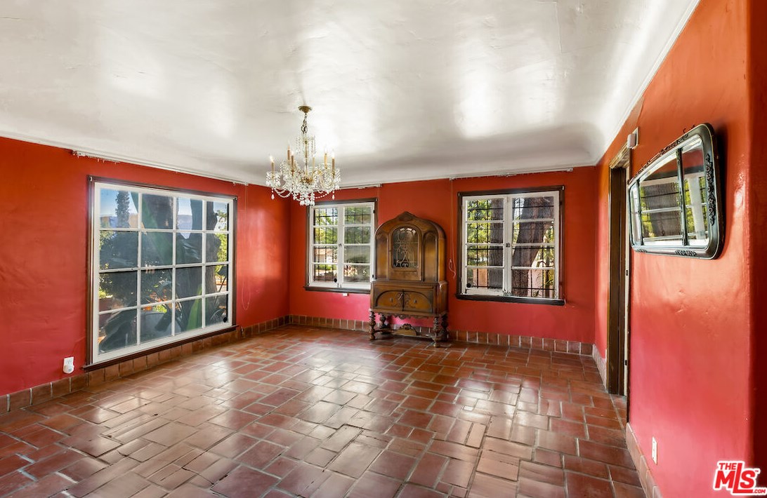 3454 48th St, Los Angeles CA  90043-1203 exterior