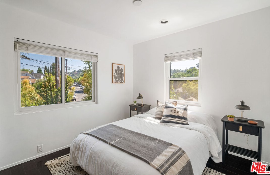 5031 Irvington Pl, Los Angeles CA  90042-3107 exterior