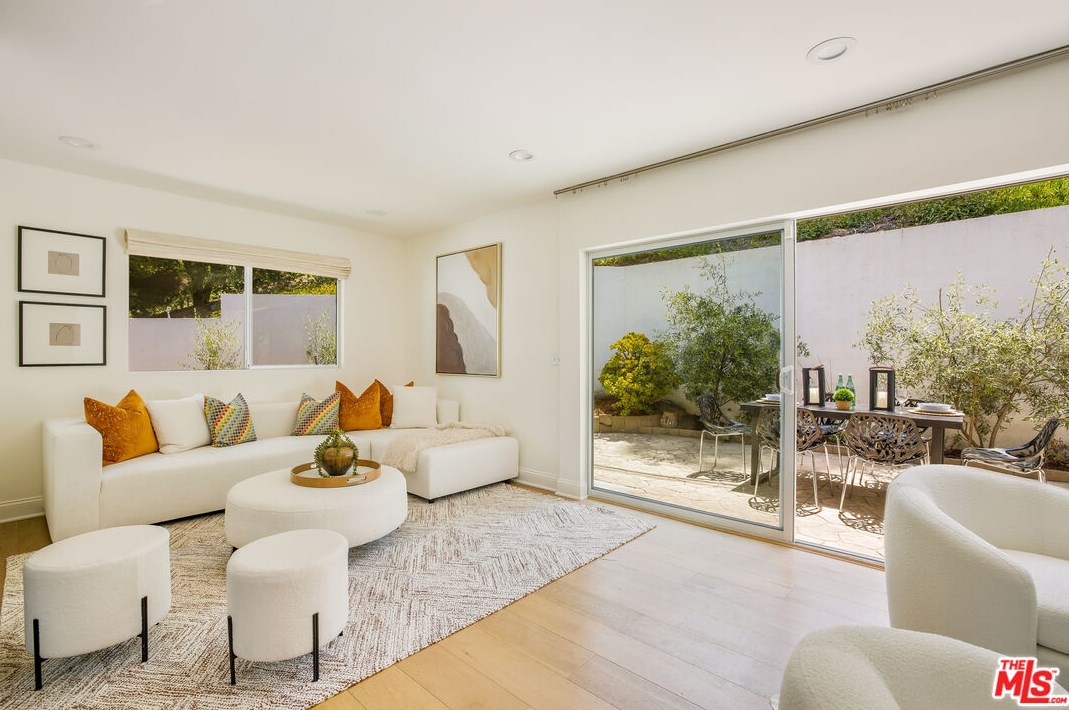 15418 Hamner Dr, Los Angeles CA  90077-1803 exterior