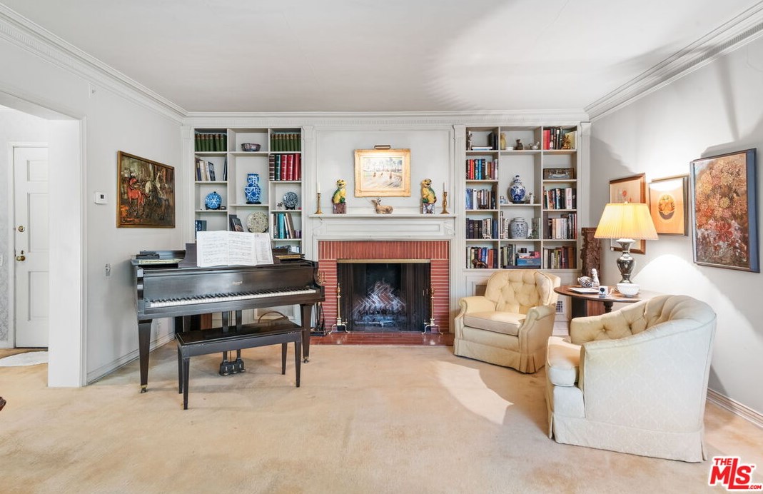 1101 Casiano Rd, Los Angeles CA  90077-1522 exterior