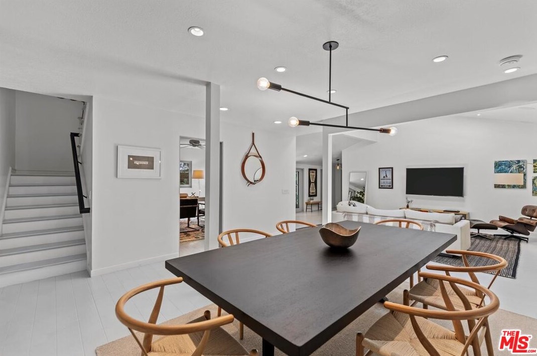 2655 31st St, Santa Monica CA  90405-3012 exterior
