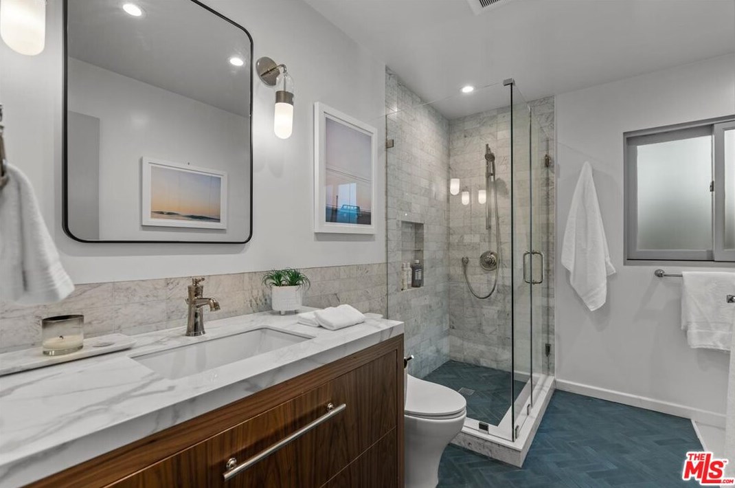 2655 31st St, Santa Monica CA  90405-3012 exterior