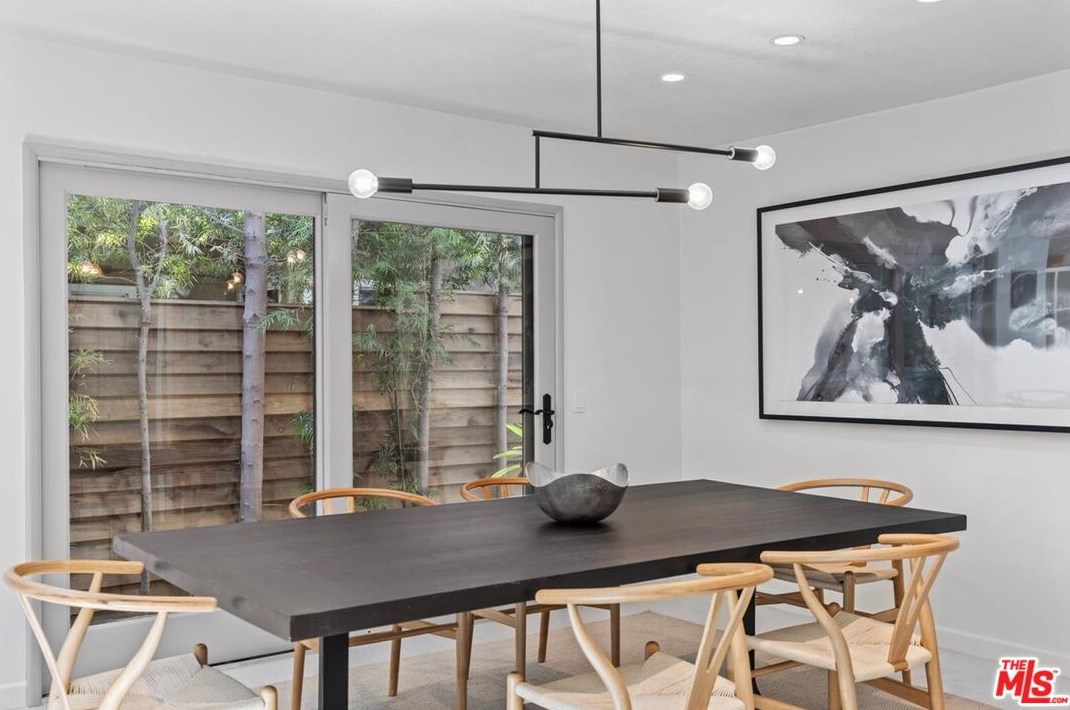 2655 31st St, Santa Monica CA  90405-3012 exterior