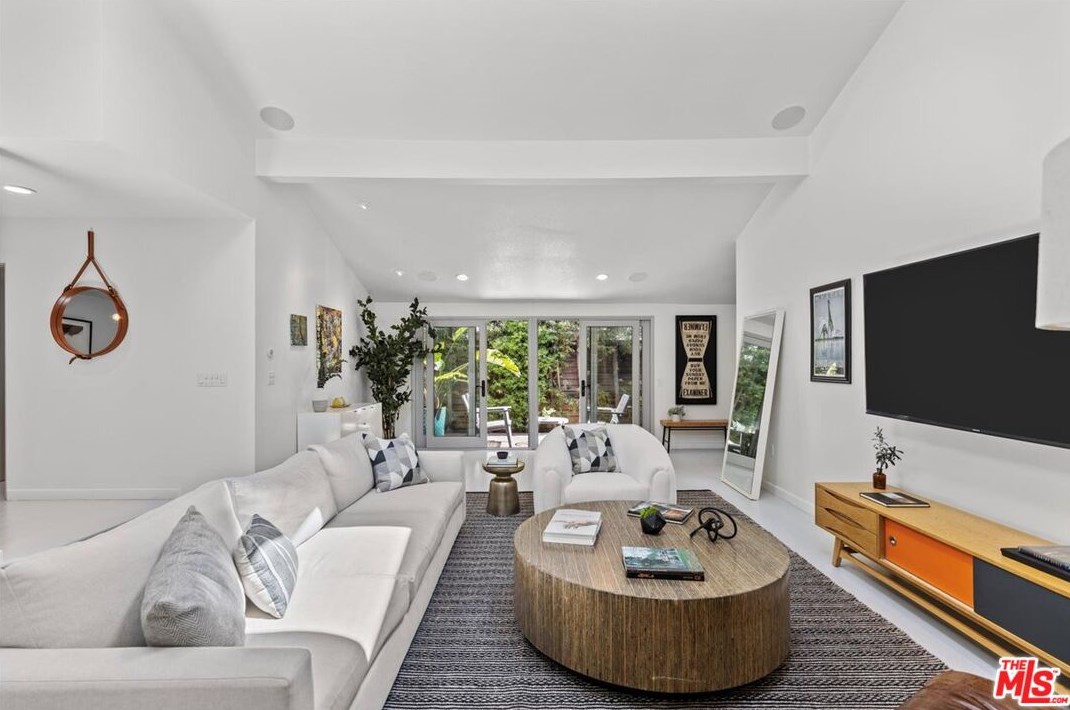 2655 31st St, Santa Monica CA  90405-3012 exterior