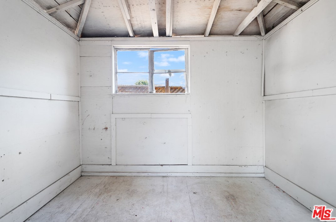 2739 Midvale Ave, Los Angeles CA  90064-4215 exterior