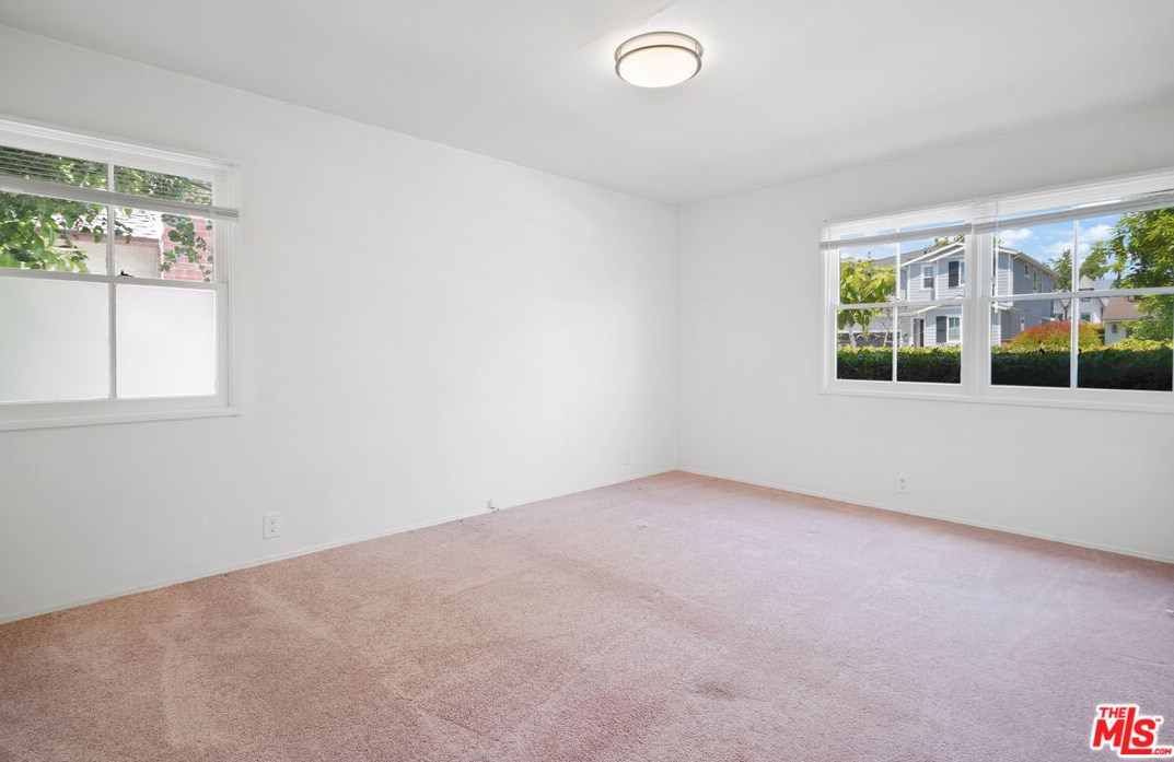 2739 Midvale Ave, Los Angeles CA  90064-4215 exterior