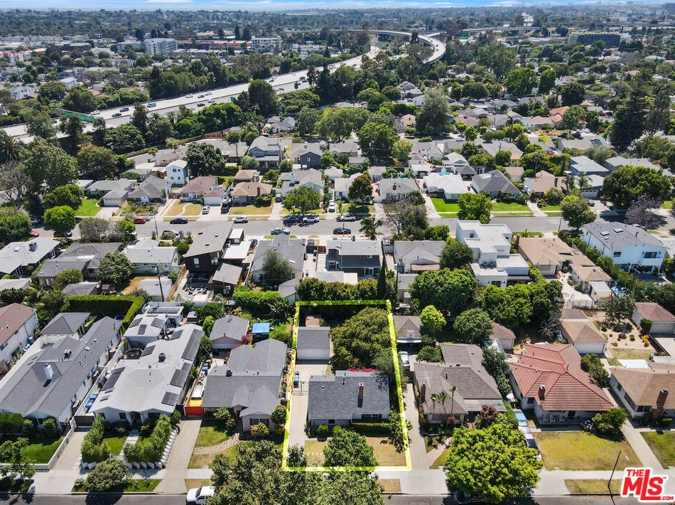 2739 Midvale Ave, Los Angeles CA  90064-4215 exterior