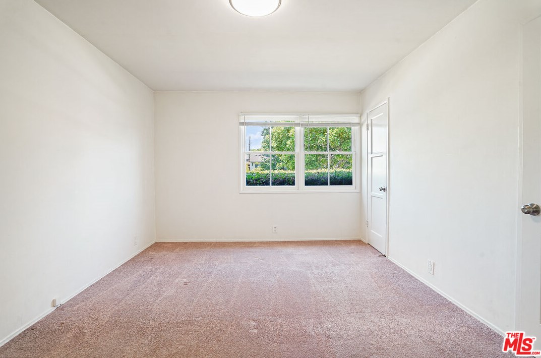 2739 Midvale Ave, Los Angeles CA  90064-4215 exterior