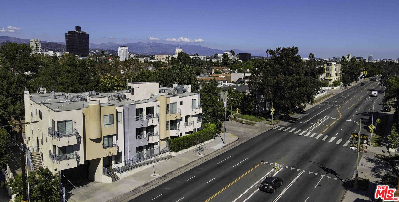 5601 Olympic Blvd, Los Angeles CA  90022-5127 exterior
