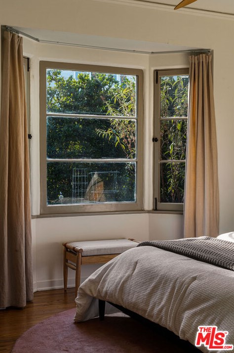 1716 Dillon St, Los Angeles CA  90026-1114 exterior