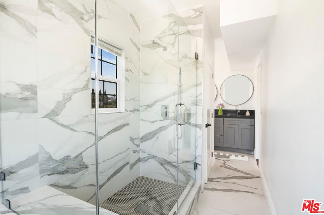 617 Detroit St, Los Angeles CA 90036-3402 exterior