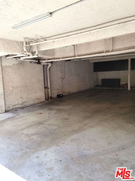 1322 Wellesley Ave, Los Angeles CA  90025-2042 exterior