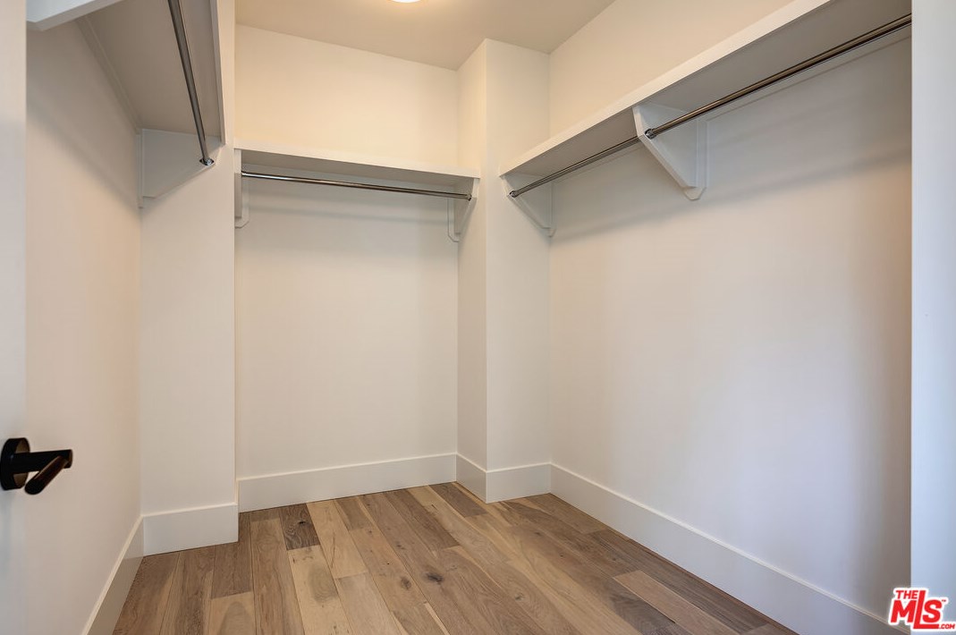 2523 Westgate Ave, Los Angeles CA  90064-2741 exterior