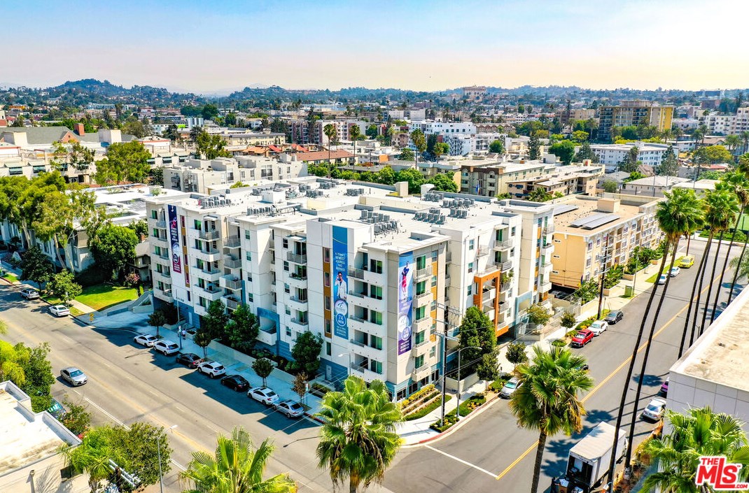436 Virgil Ave, Los Angeles CA  90004-2314 exterior