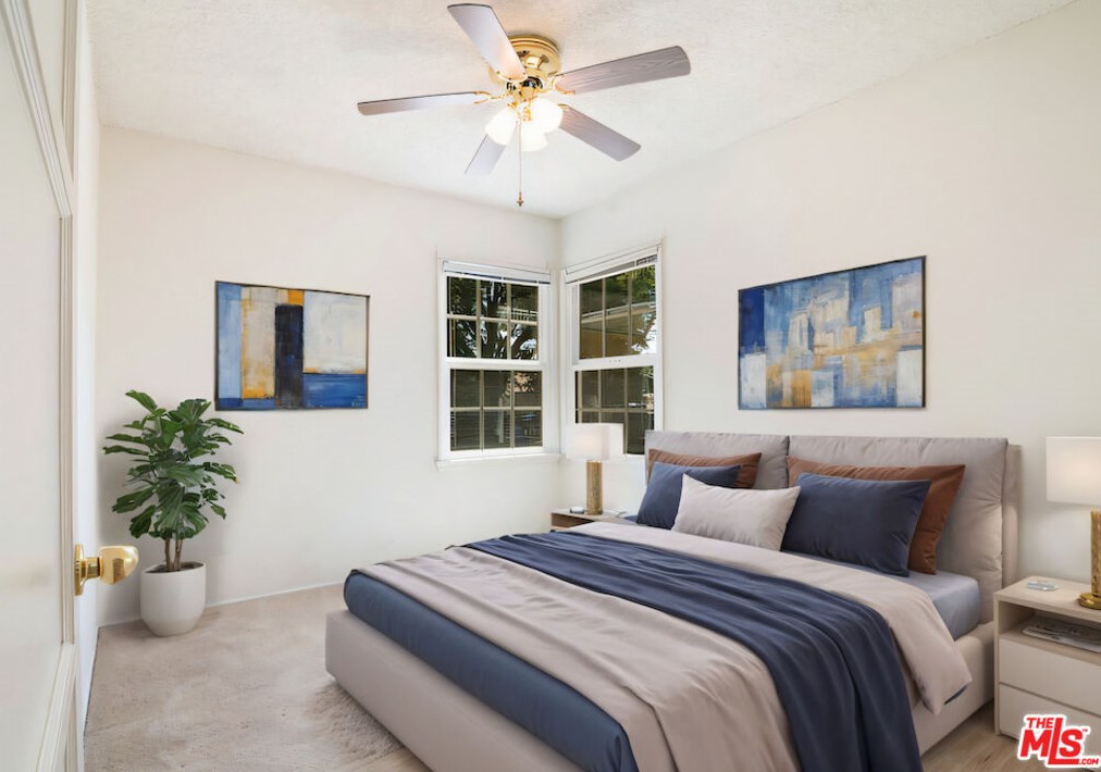 6943 Zelzah Ave, Los Angeles CA  91335-4832 exterior