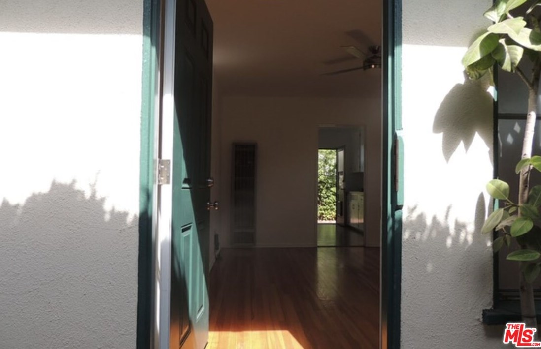 3812 Bledsoe Ave, Los Angeles CA  90066-4018 exterior
