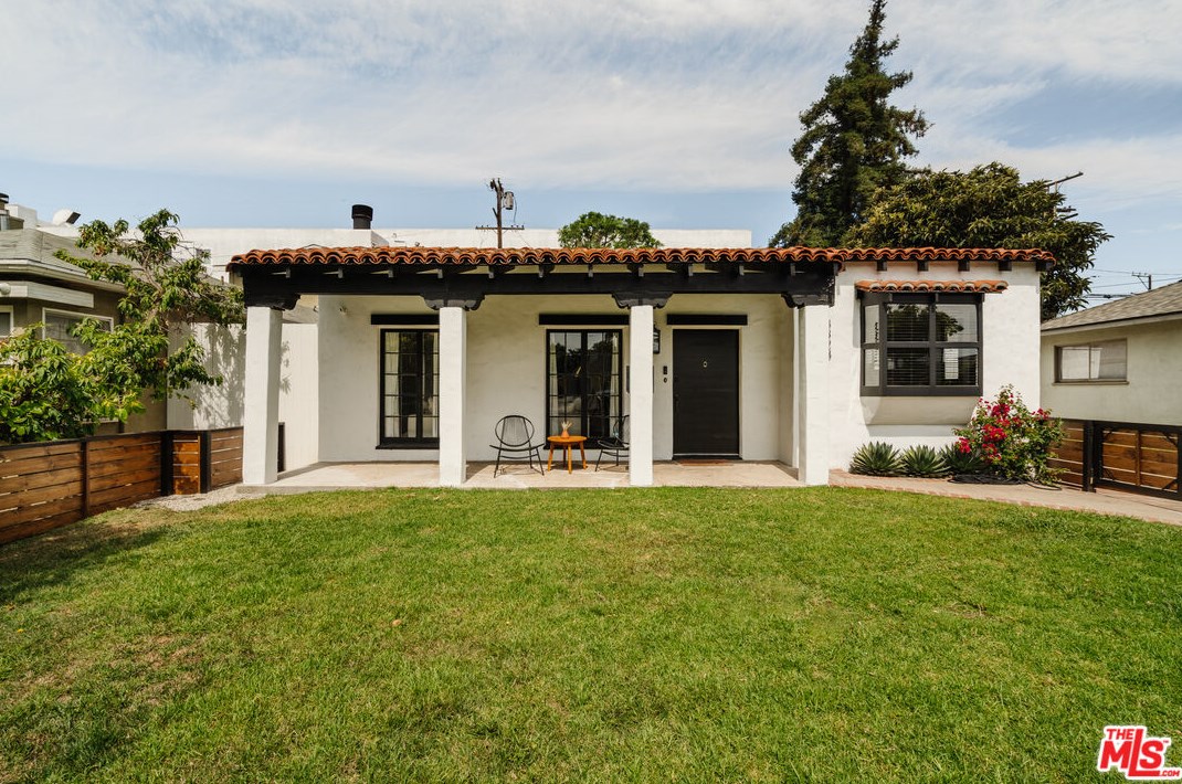 3323 Beverly Dr, Los Angeles CA  90034-2807 exterior