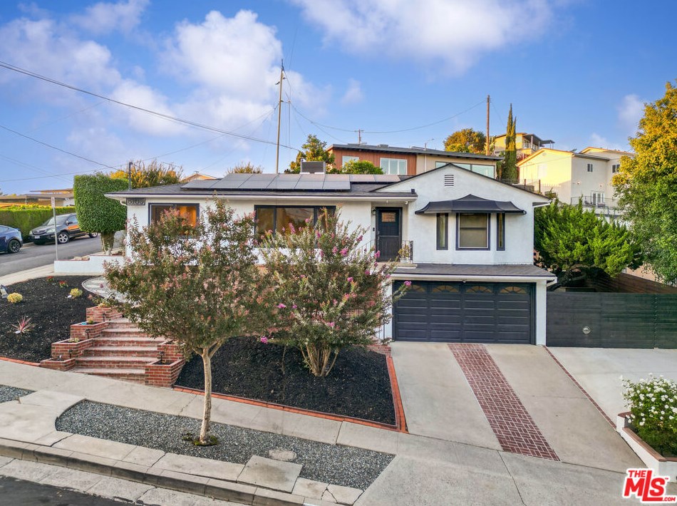 5109 Chester St, Los Angeles CA  90032-3020 exterior