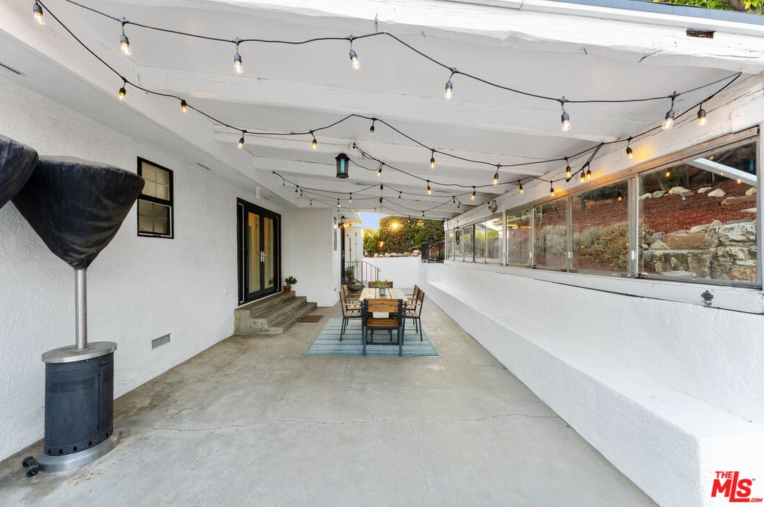 5109 Chester St, Los Angeles CA  90032-3020 exterior