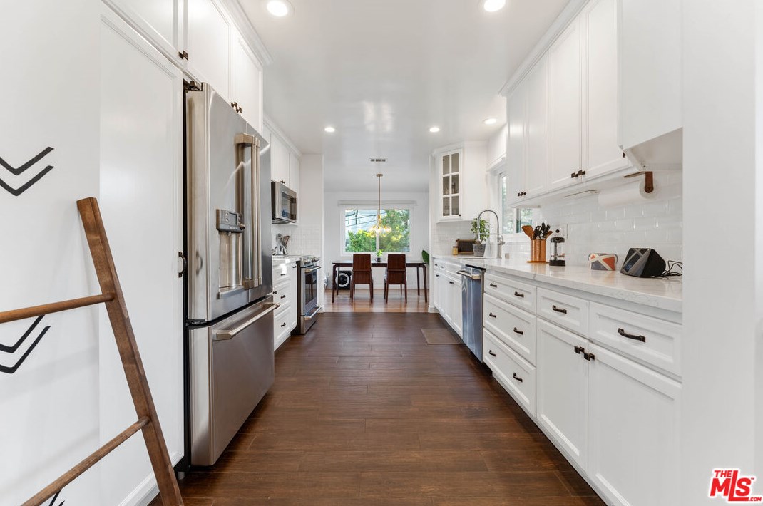 5109 Chester St, Los Angeles CA  90032-3020 exterior