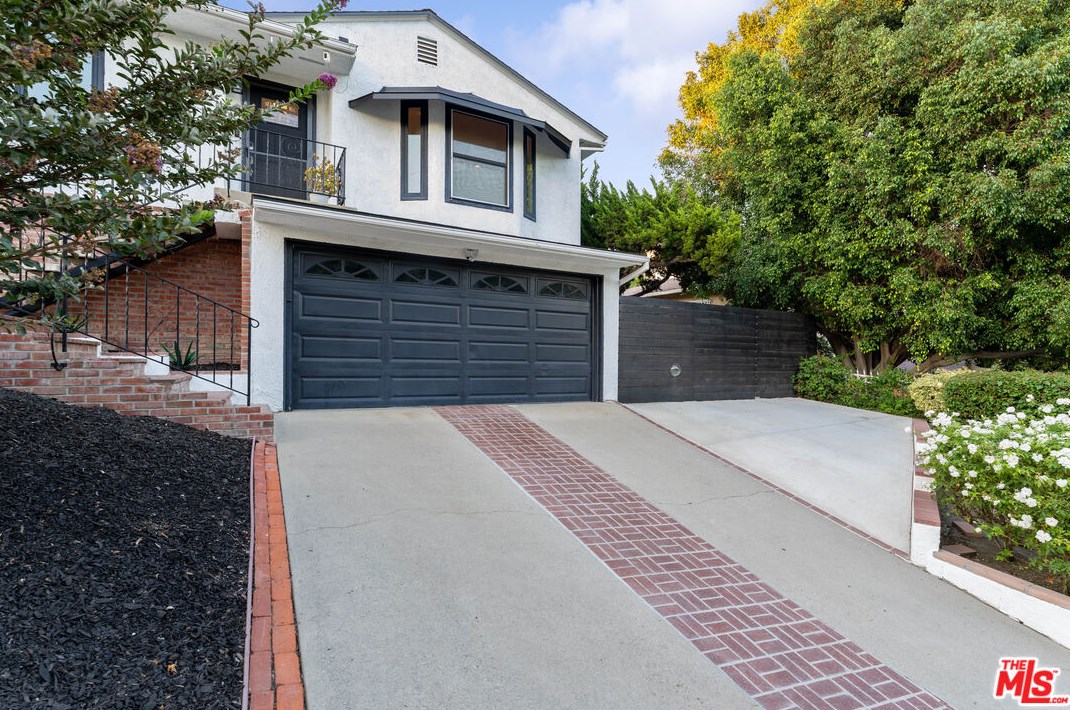 5109 Chester St, Los Angeles CA  90032-3020 exterior