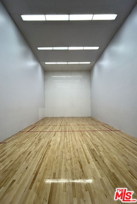 2265 Century Hl, Los Angeles CA  90067-3518 exterior