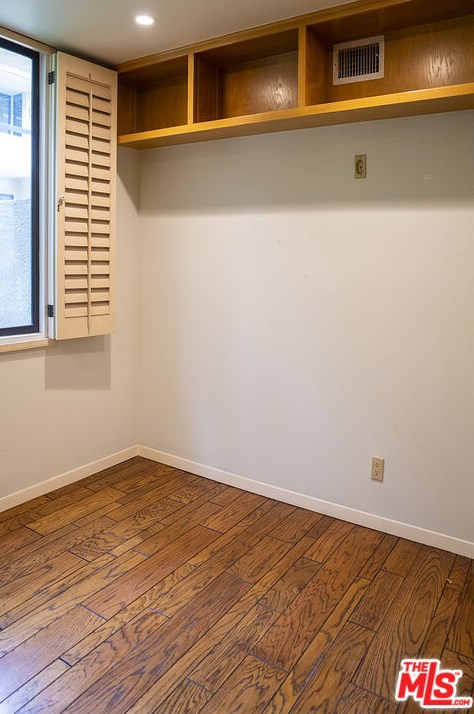 2265 Century Hl, Los Angeles CA  90067-3518 exterior