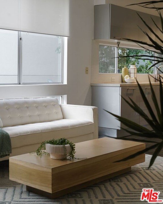 1932 Selby Ave, Los Angeles CA  90025-5960 exterior