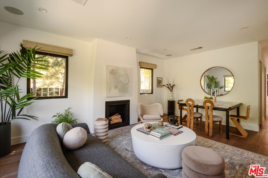 12514 Gilmore Ave, Los Angeles CA  90066-6427 exterior