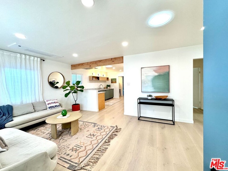 12608 Gilmore Ave, Los Angeles CA  90066-6429 exterior