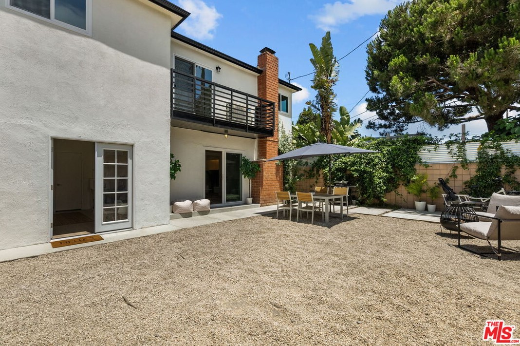 12608 Gilmore Ave, Los Angeles CA  90066-6429 exterior
