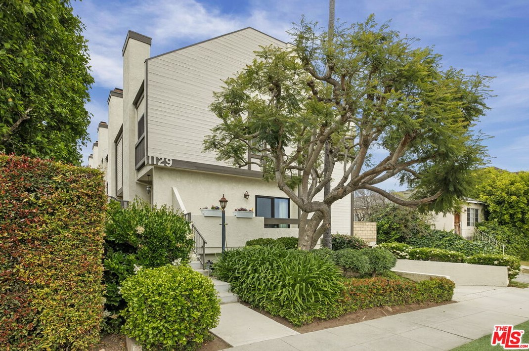 1129 19th St, Santa Monica CA  90403-5655 exterior